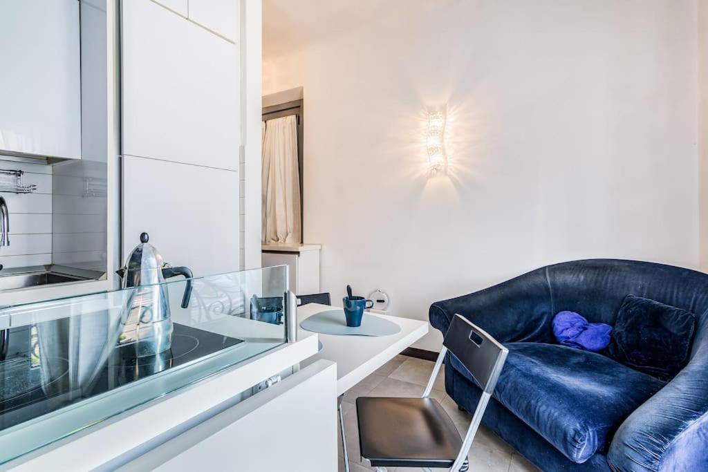 Ad Un Passo Dal Duomo Elegante Appartamento Wifi Mediolan Zewnętrze zdjęcie